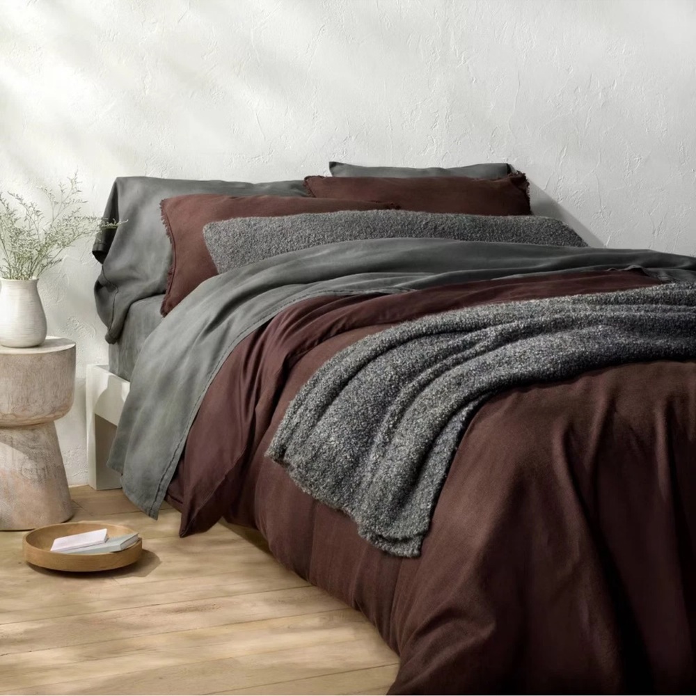 Casaluna 4pc California King 100% Linen Sheet Set Dark Gray - BRAND NEW - Picture 3 of 8